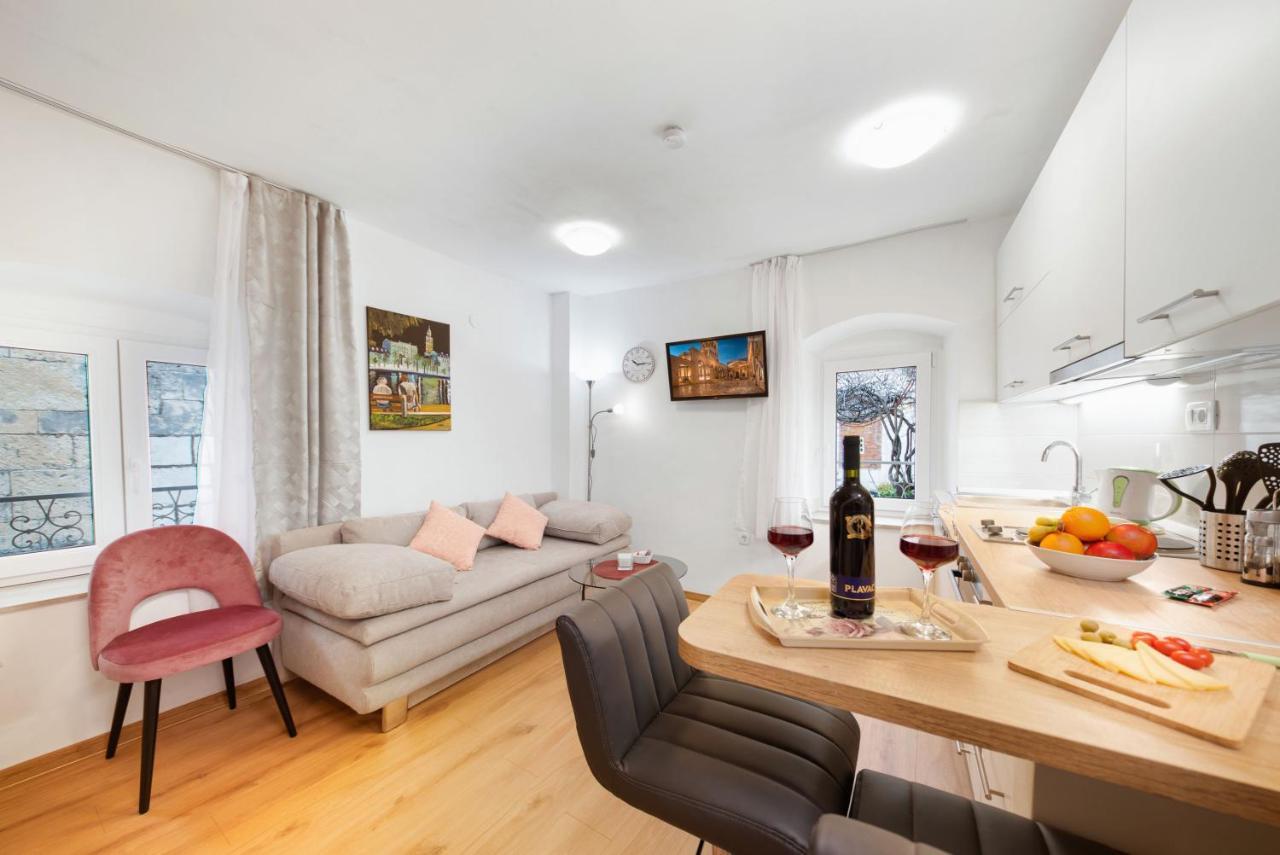 3M Golden Gate Apartamento Split Exterior foto