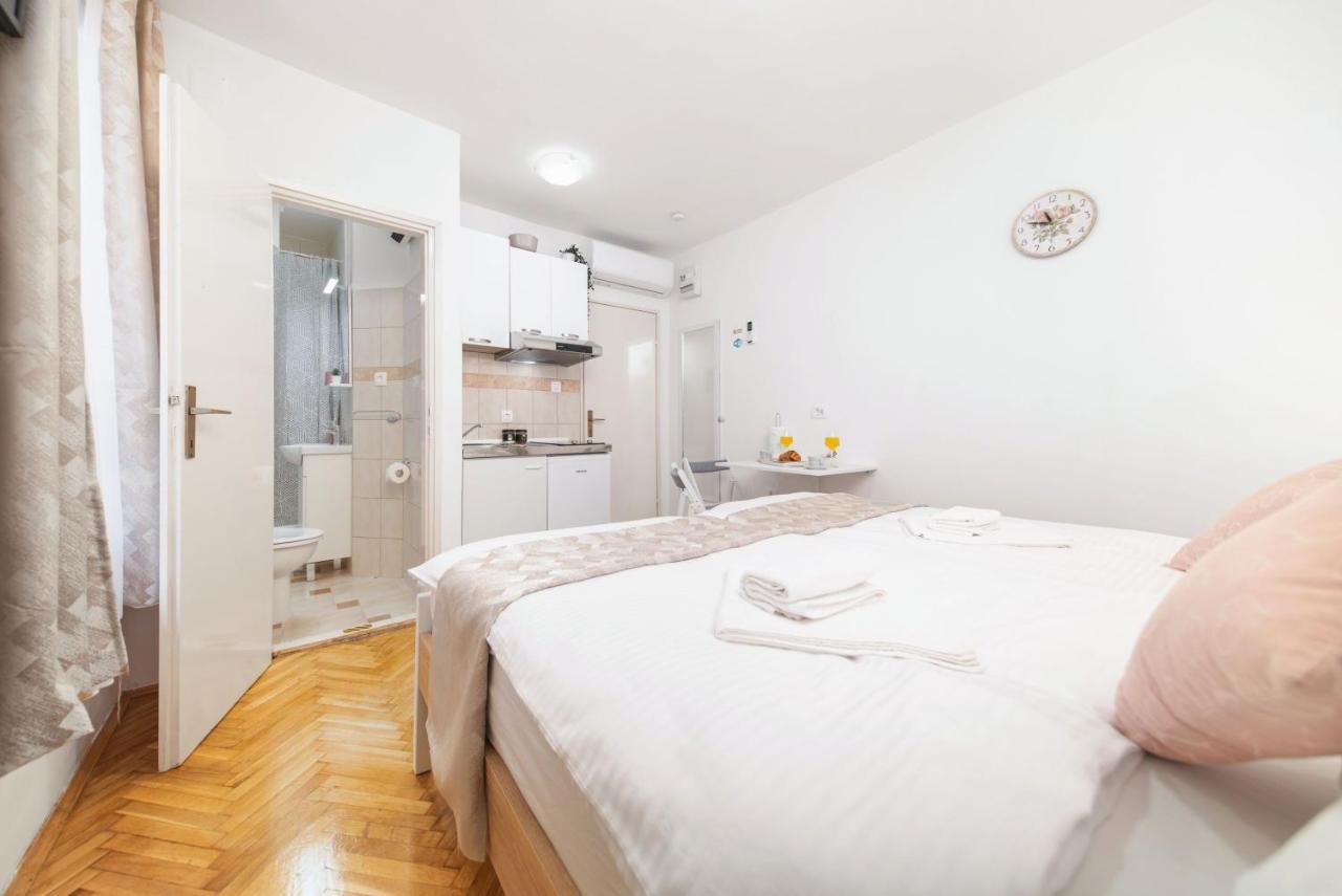 3M Golden Gate Apartamento Split Exterior foto